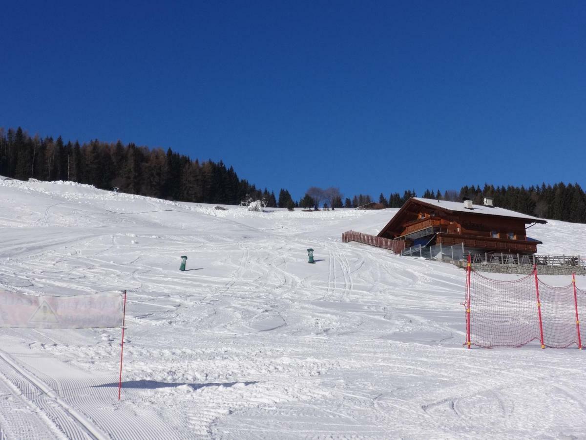 Schupfe- Direkt Neben Der Kabinenbahn Gitschberg Jochtal Maranza Esterno foto